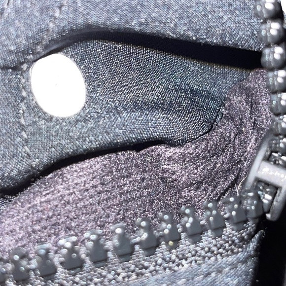 Lululemon Woman Jacket Size 8 ! - Picture 6 of 6